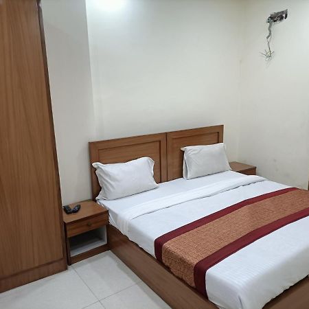 Hotel Star Light Nowe Delhi Zewnętrze zdjęcie