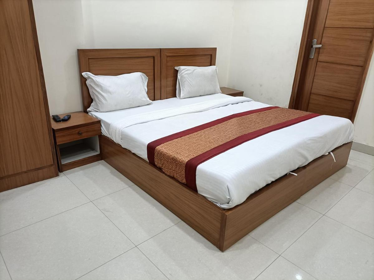 Hotel Star Light Nowe Delhi Zewnętrze zdjęcie