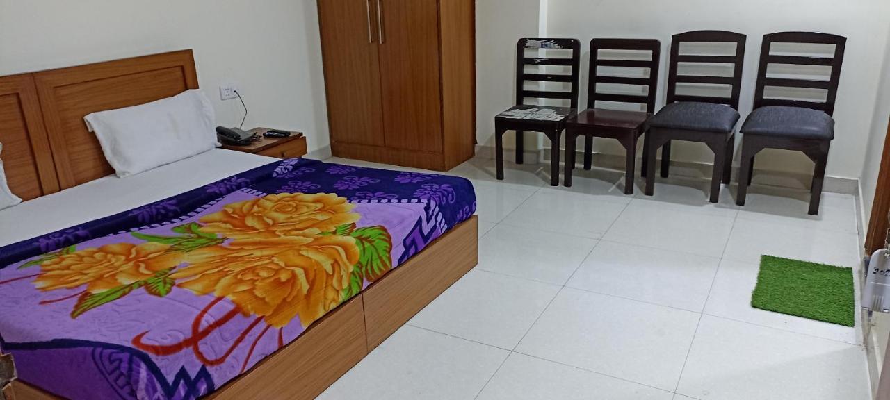 Hotel Star Light Nowe Delhi Zewnętrze zdjęcie